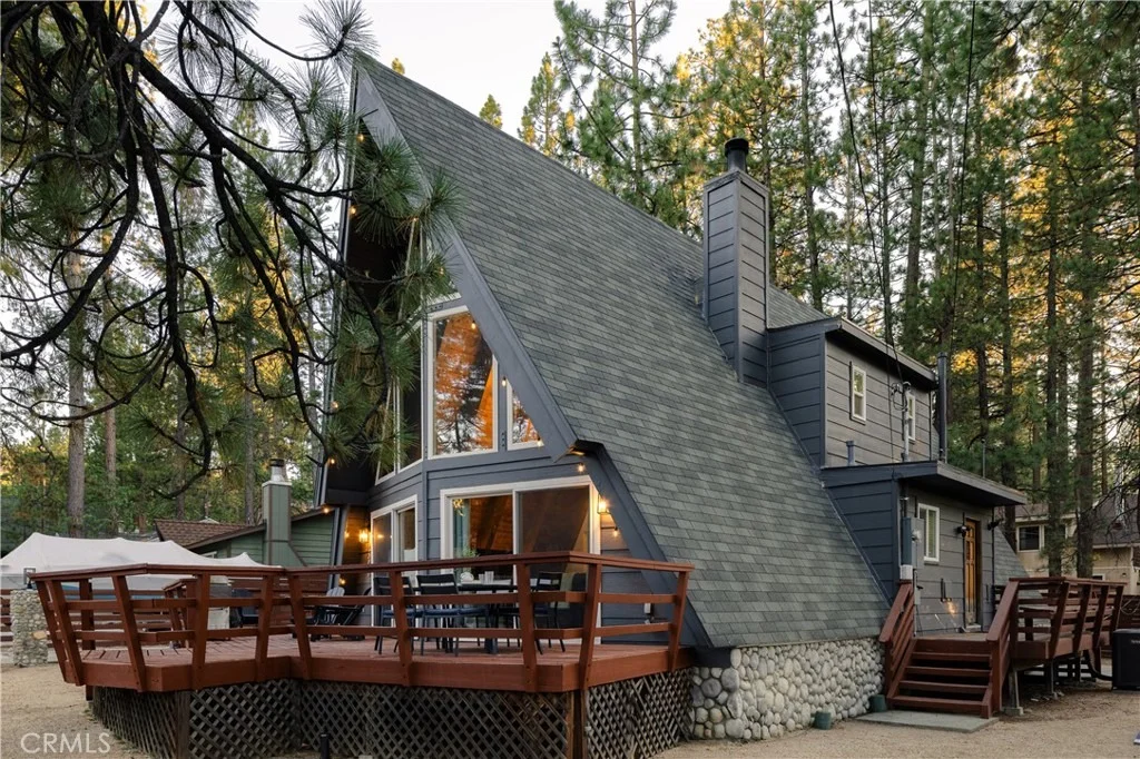 Photo of 580 St Moritz