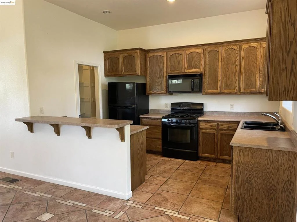 Photo of 19360 Susan Way