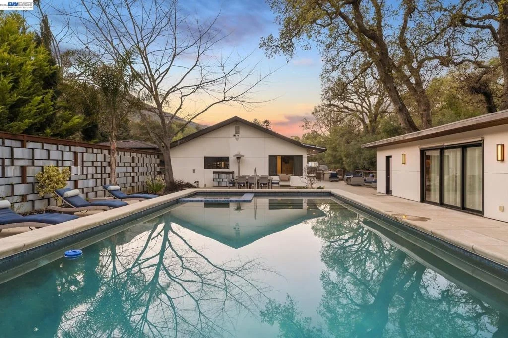 Photo of 4725 MORGAN TERRITORY ROAD
