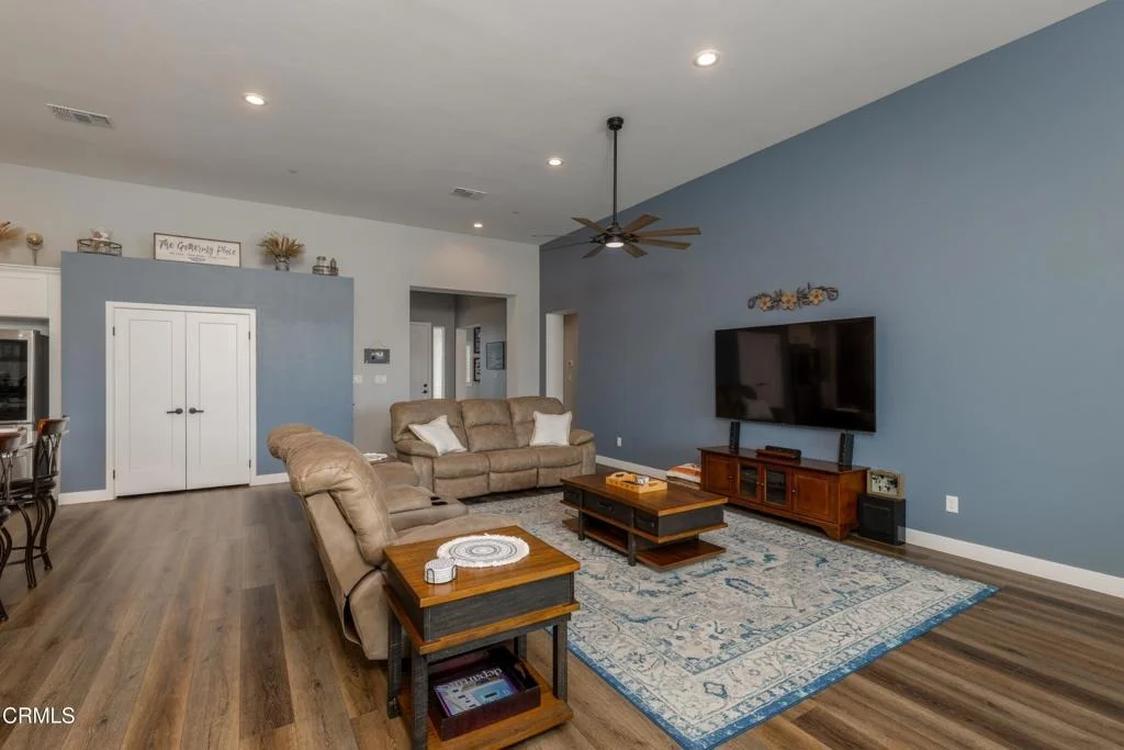 Photo of 6909 Aquamarine Drive