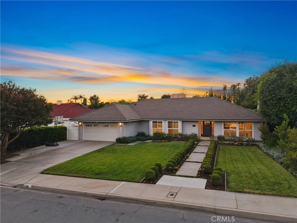 Photo of 521 N Altura Road