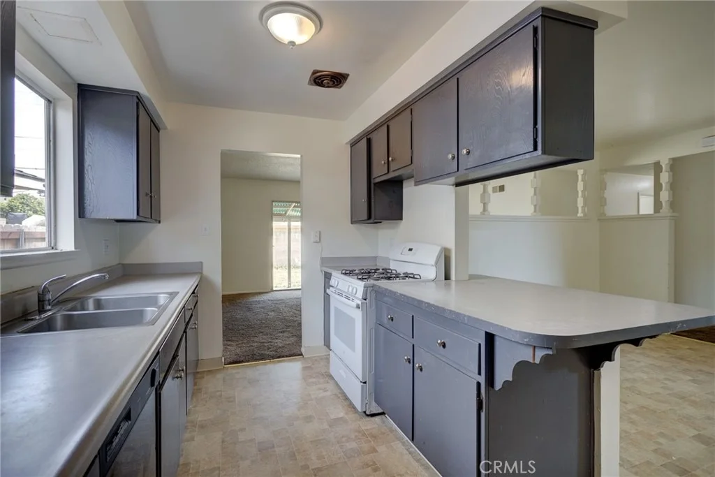 Photo of 606 W Albert Street