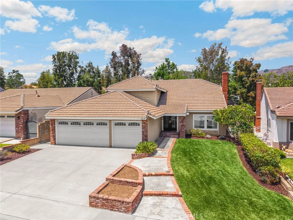 Photo of 769 Oak Knoll Street