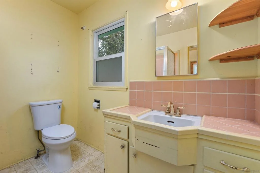 Photo of 2439 Patterson Rd