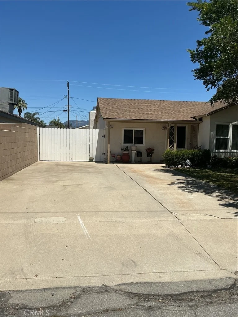 Photo of 17814 Terry Street