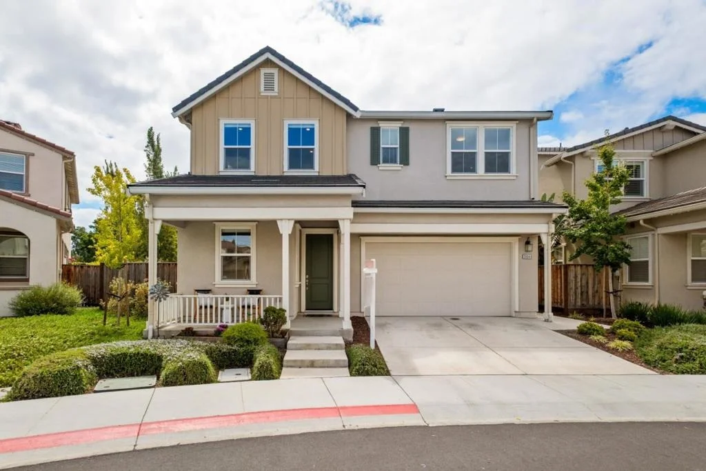 Photo of 39946 Waxwing Drive