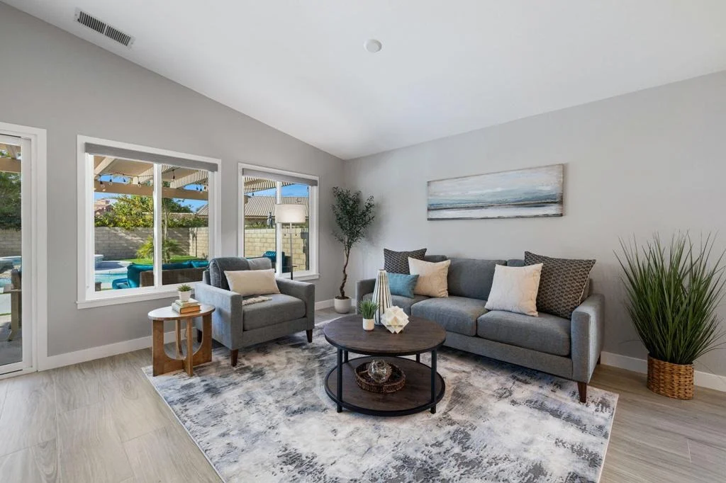 Photo of 49771 Lincoln Drive