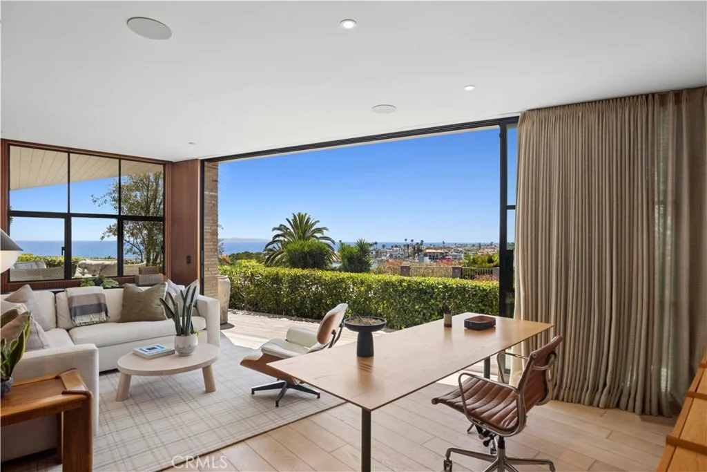 Photo of 2804 Ocean