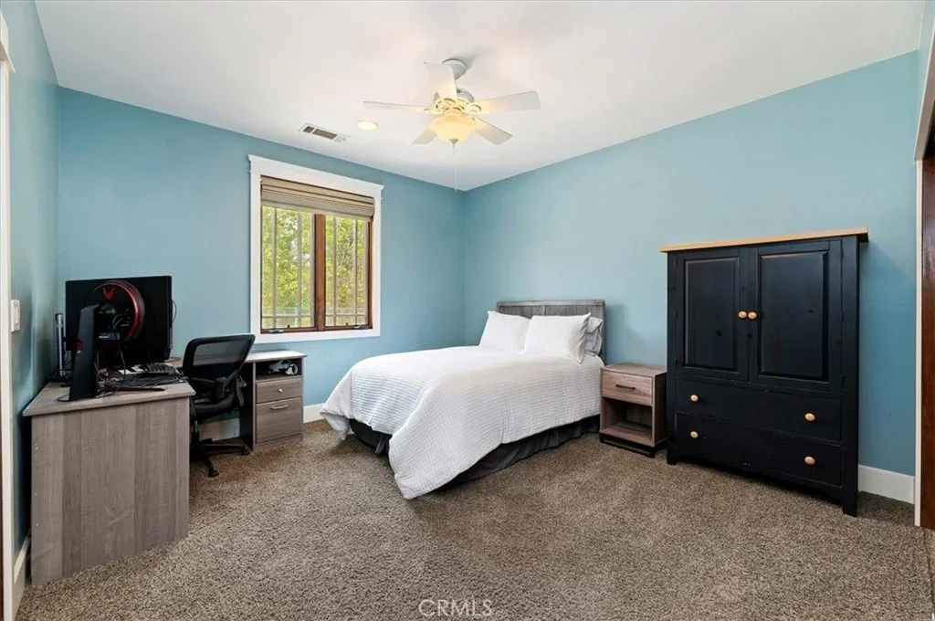 Photo of 16420 Rocky Glen Road
