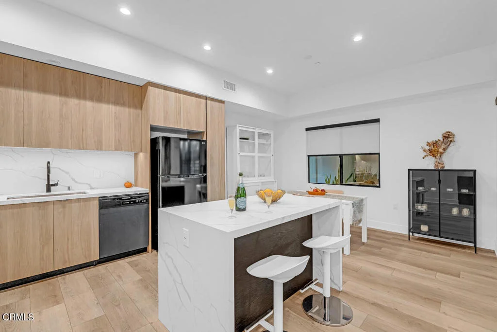 Photo of Unit 310 at 178 S Euclid Avenue
