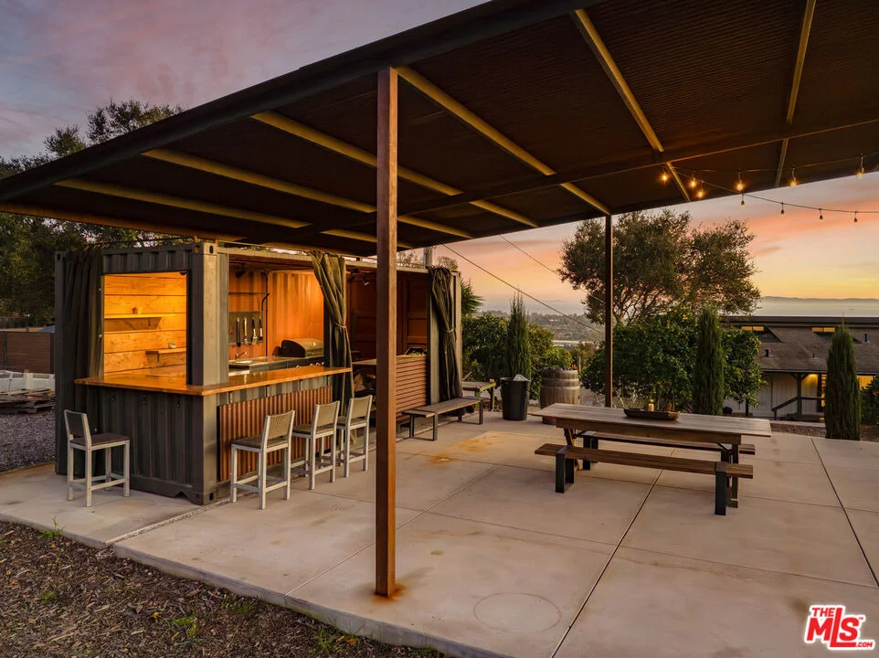 Photo of 4488 Foothill Road