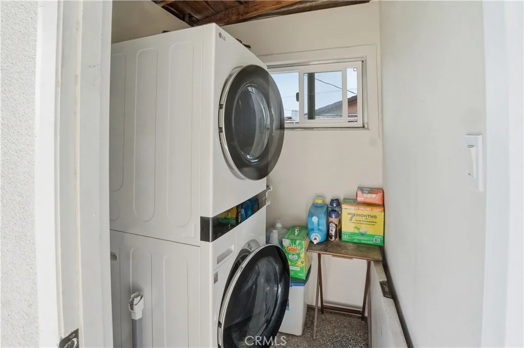 Photo of 23921 South