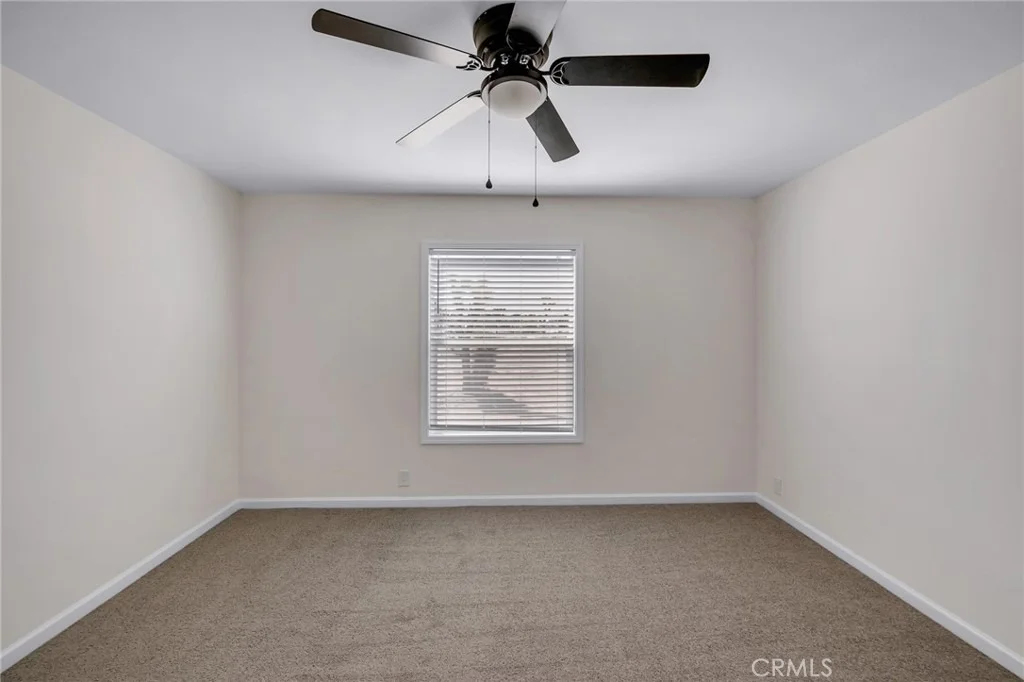 Photo of 2350 Olivera