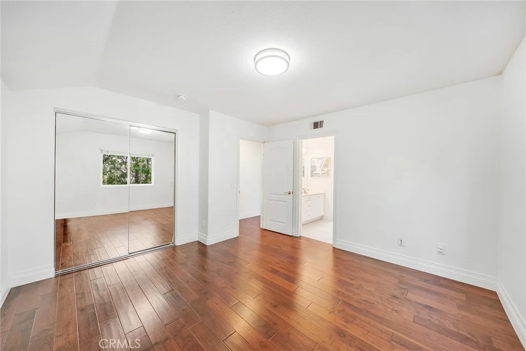 Photo of 7 Bayleaf Ln