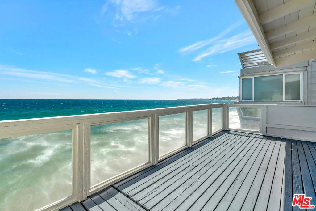 Photo of 25330 Malibu Road