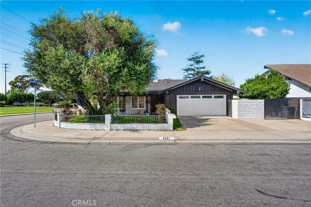 Photo of 8661 Brookside Drive
