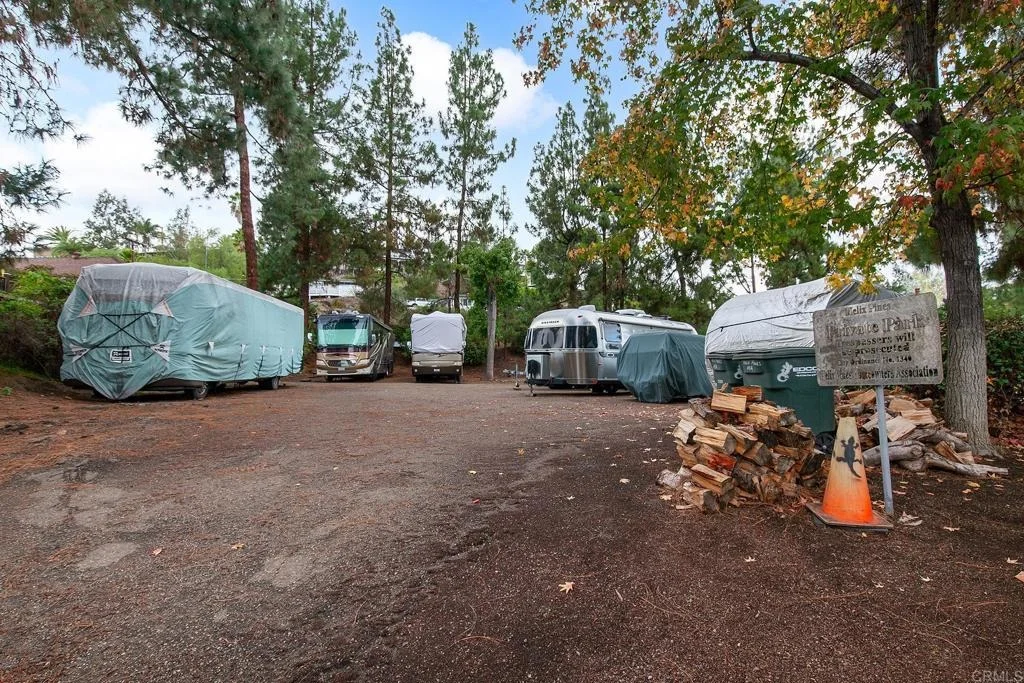 Photo of 1240 Foote Path Way