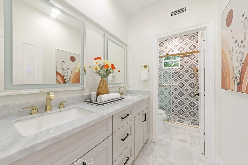 Photo of 8 Rivage