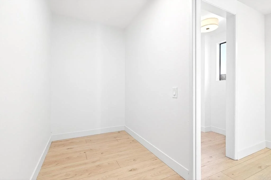 Photo of 37985 Avenida Bravura