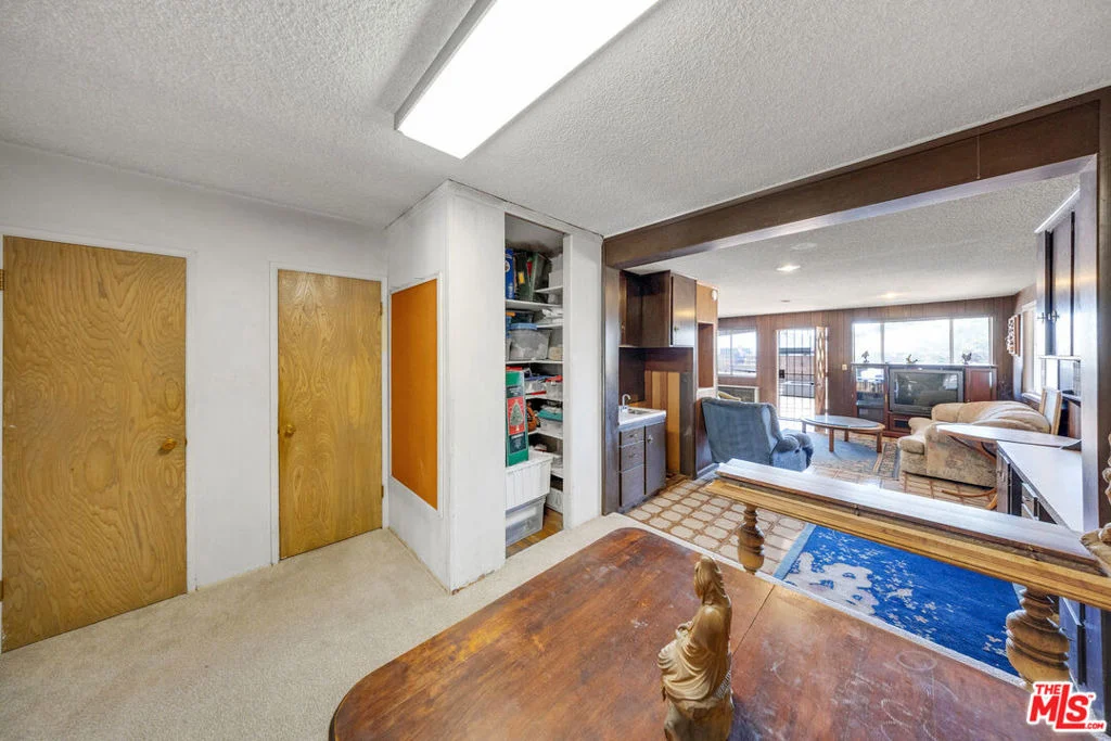 Photo of 656 E Kirkwall Road