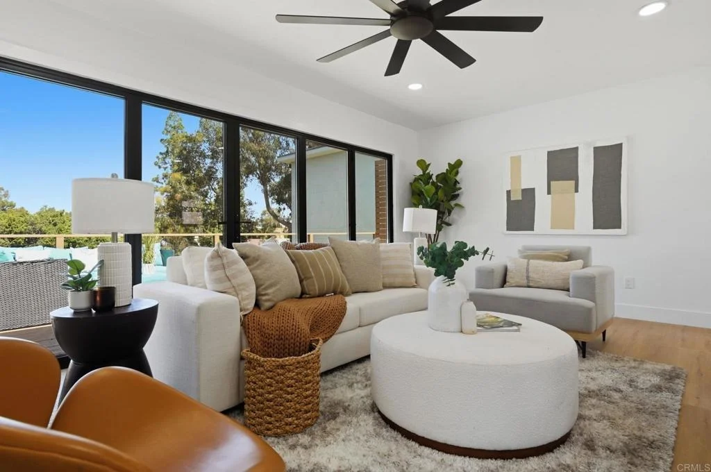 Photo of 4547 Contour Blvd