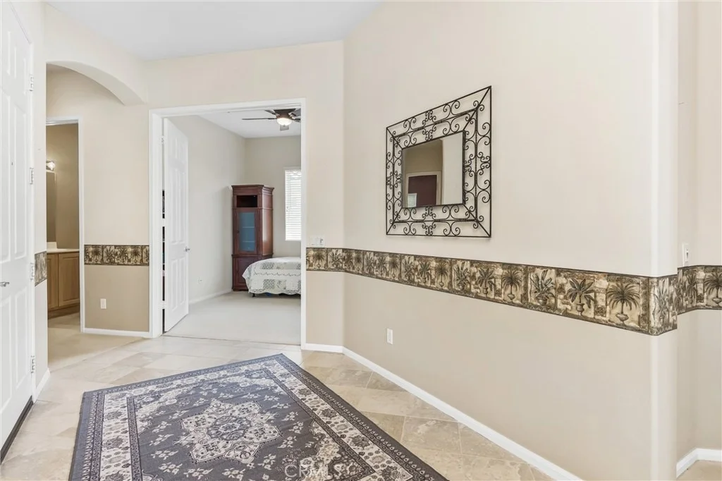 Photo of 1709 Reyes