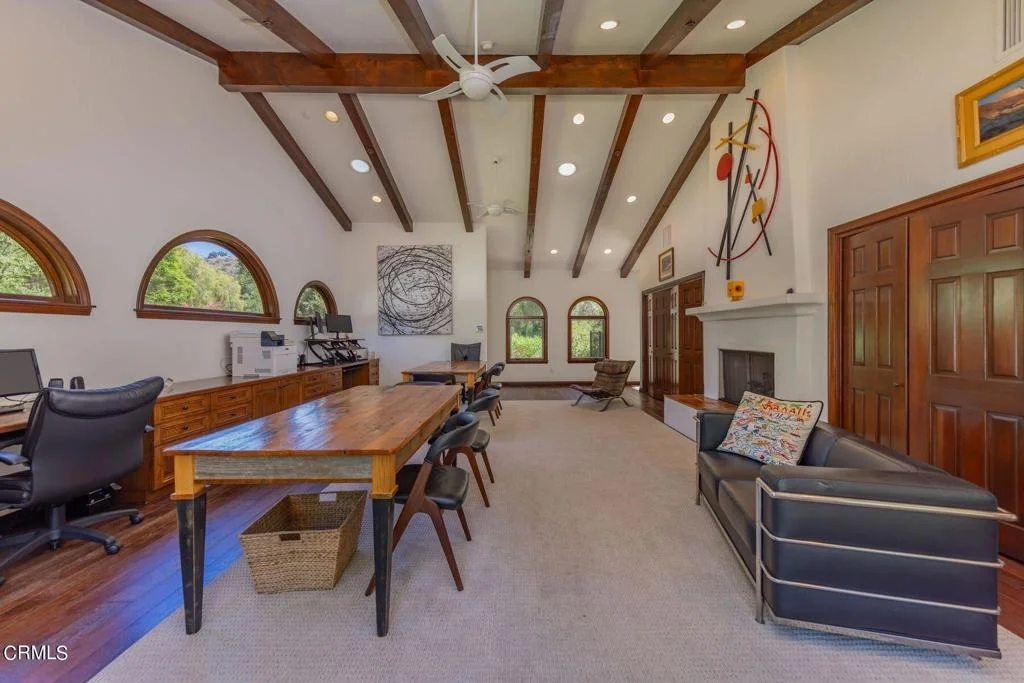 Photo of 10829 10883 Oak Knoll Road