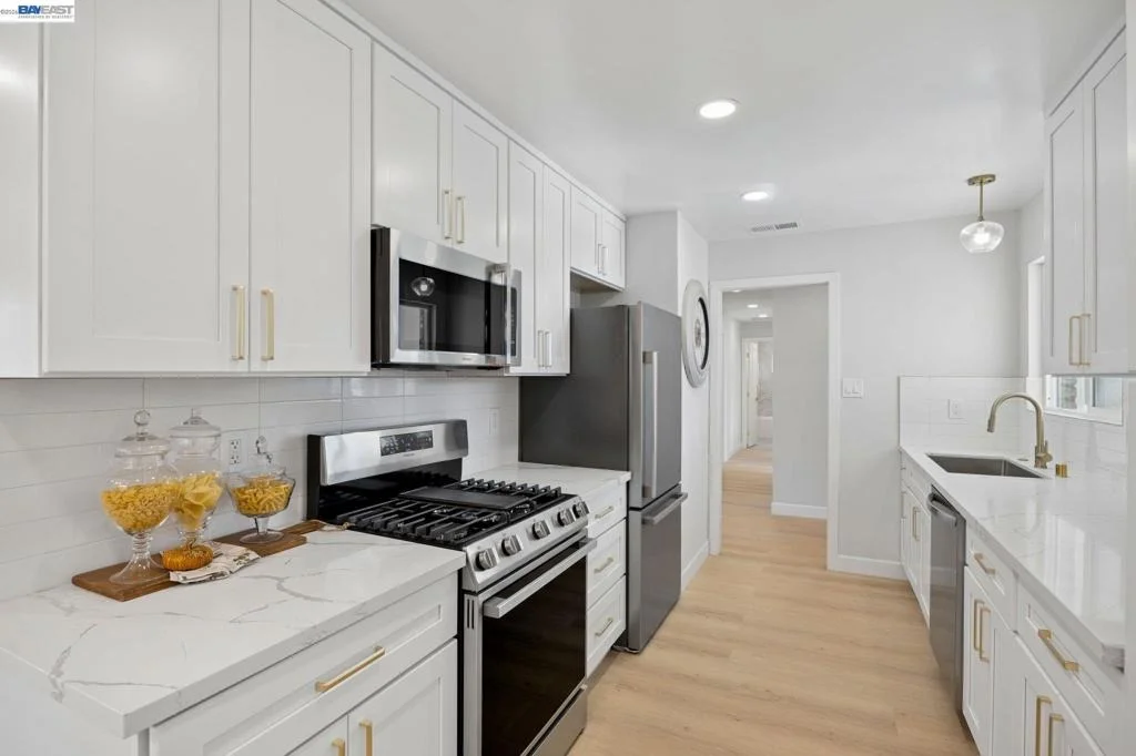 Photo of 7657 Kilrush Ave