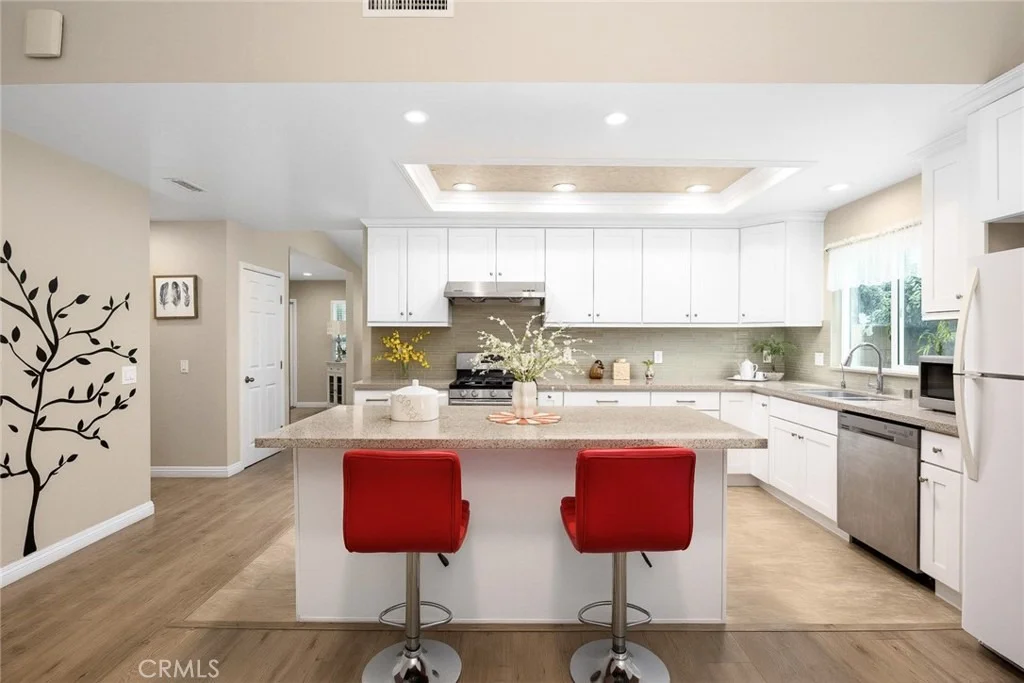 Photo of 835 Jacaranda Street