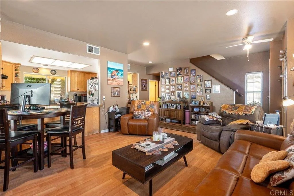 Photo of 1005 ANZA CT