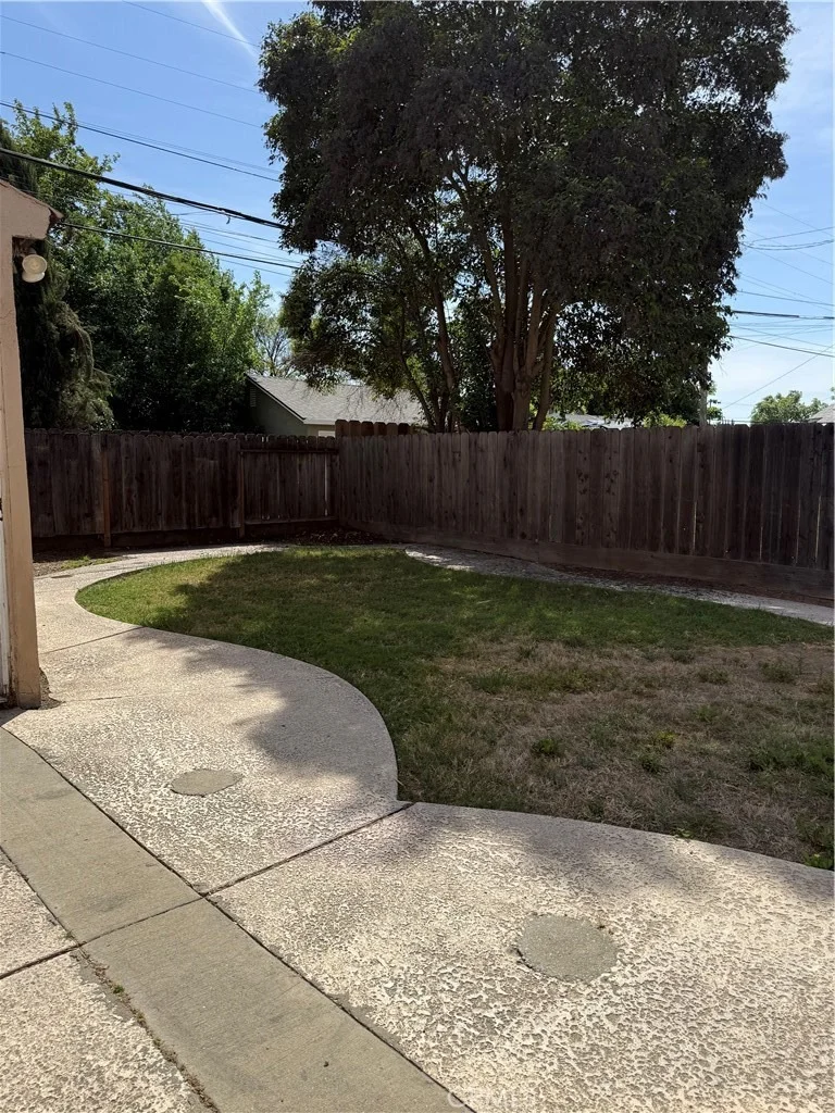 Photo of 1020 W 24th
