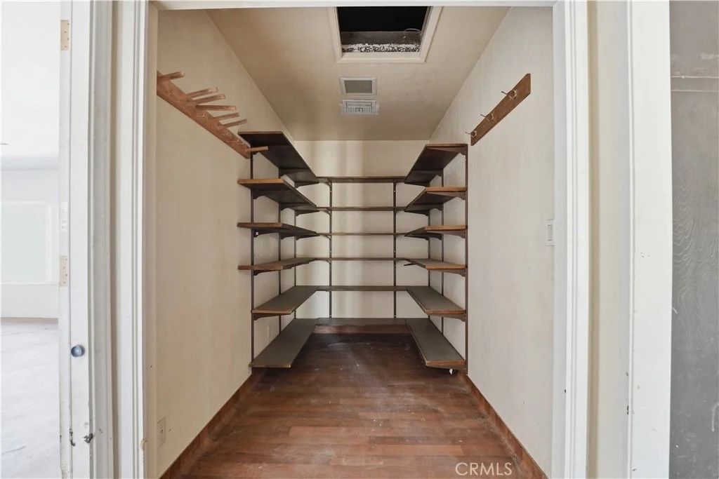 Photo of 1749 S Valley View Drive