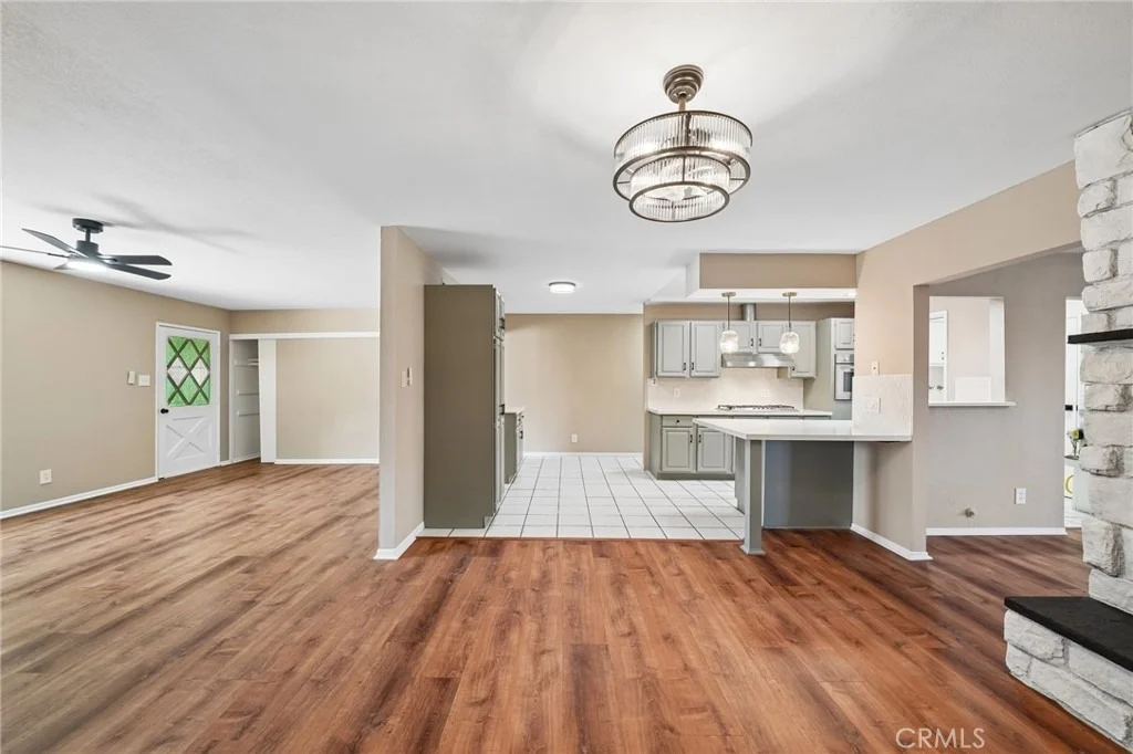 Photo of 9091 Savoy Street