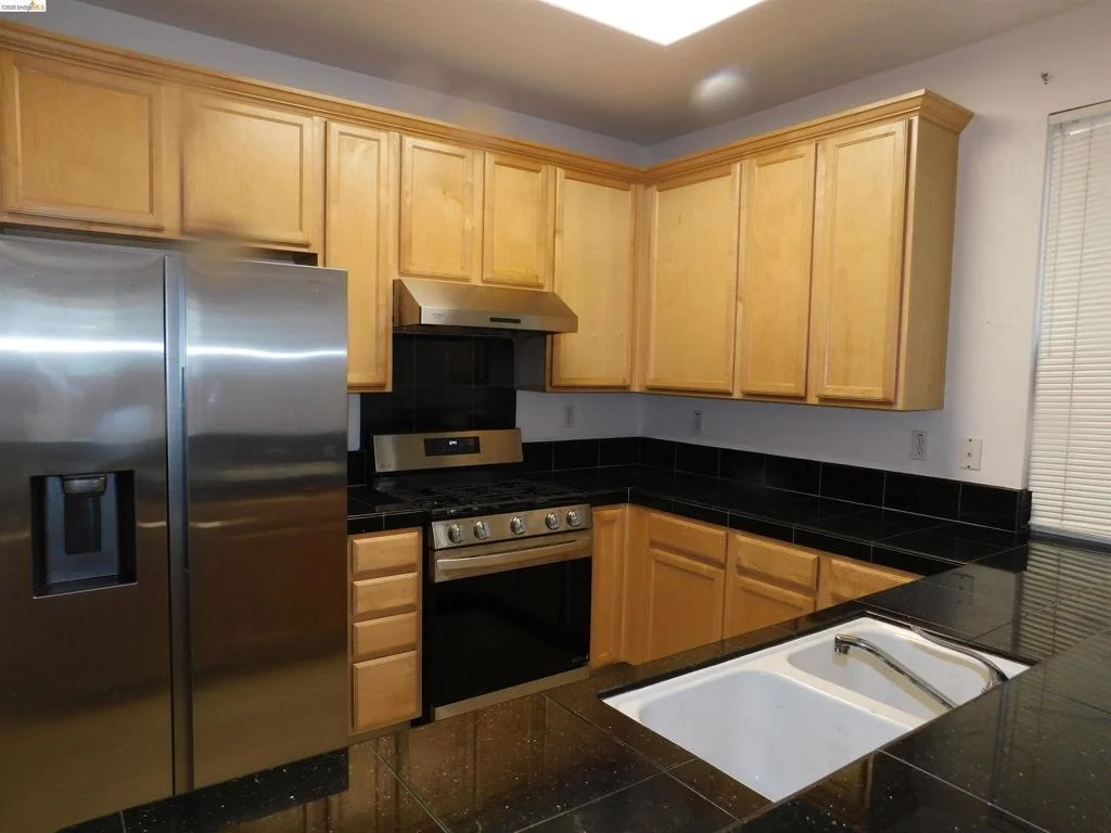 Photo of 639 Heritage Cir