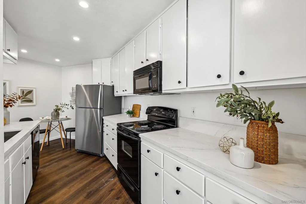 Photo of Unit 337 at 5706 Baltimore