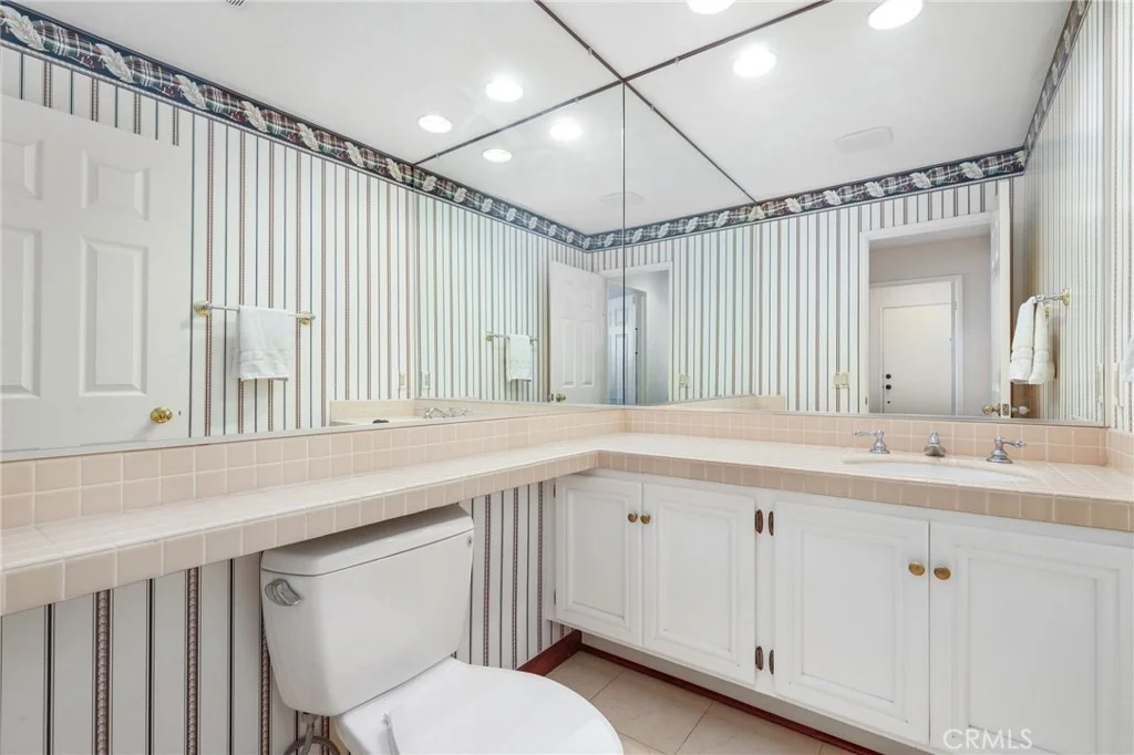 Photo of 61 Summitcrest