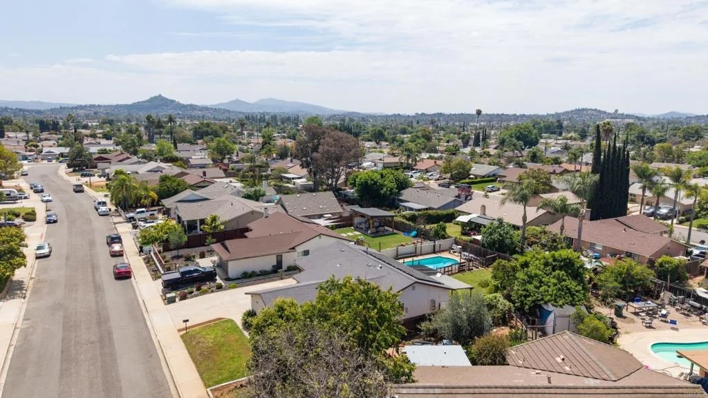 Photo of 1127 Paula Way