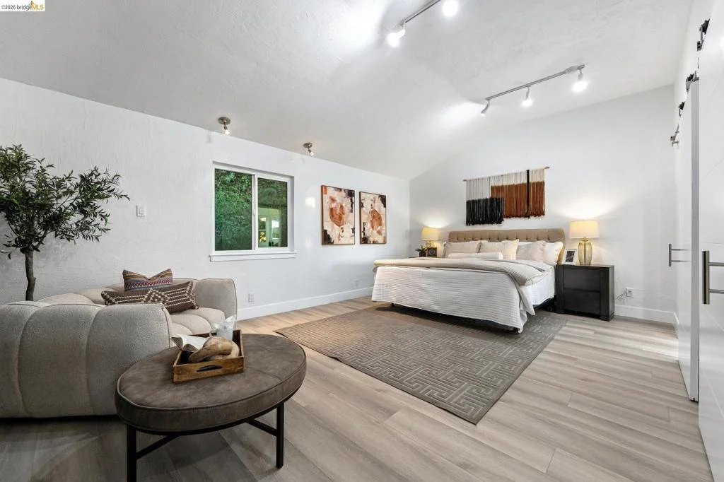 Photo of 6756 Snake Road
