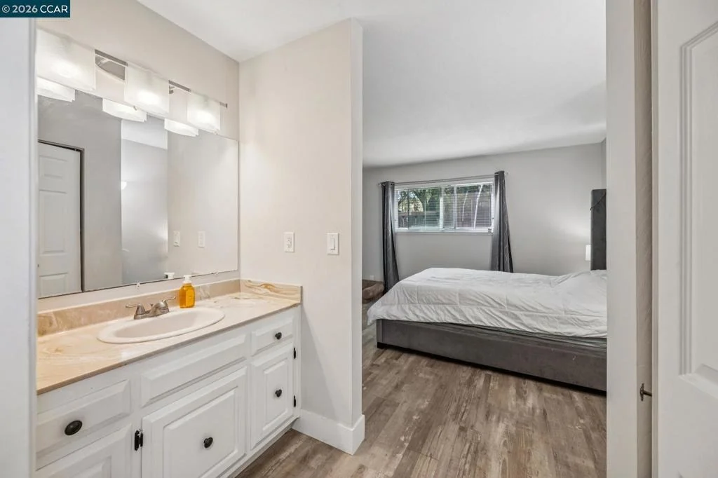 Photo of 20 Clairmont Pl