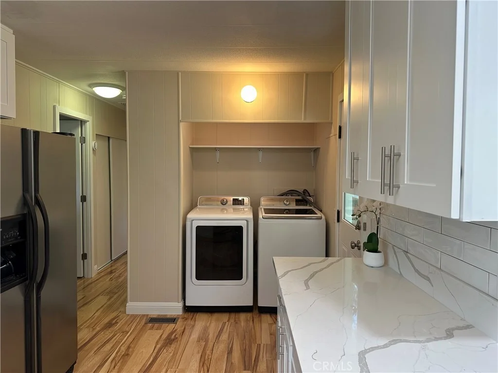 Photo of Unit 96 at 4747 Oak Crest