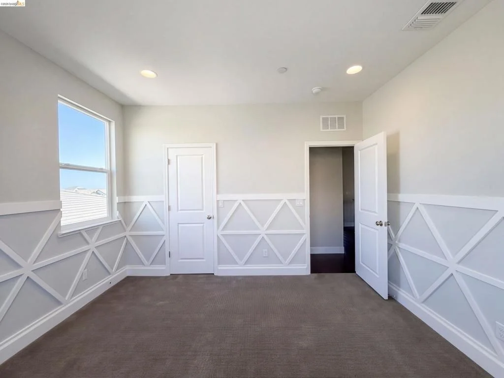 Photo of 2359 Hancock Dr