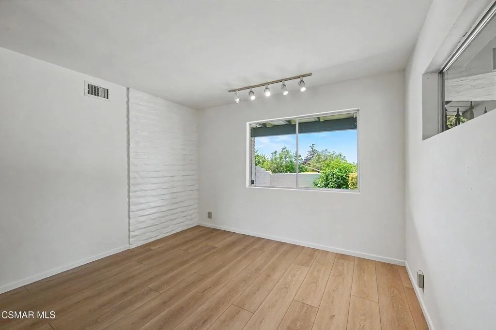 Photo of 195 Avocado Place