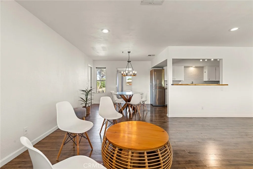 Photo of 7453 Olympic Road