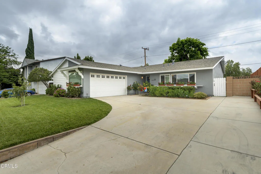 Photo of 391 Aristotle Street