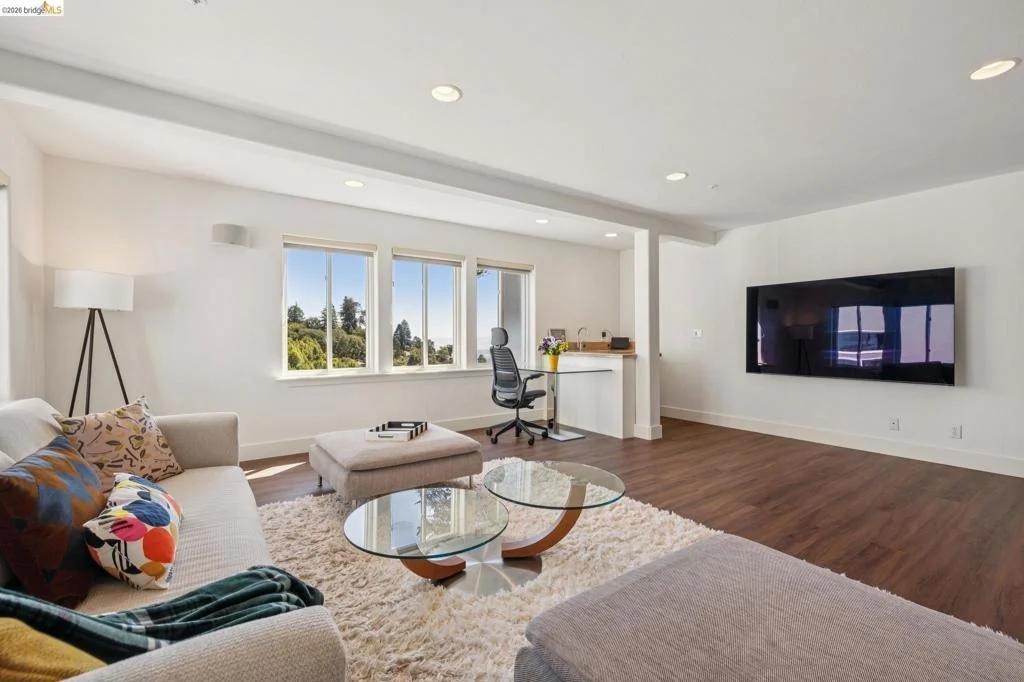 Photo of 6153 Girvin Drive