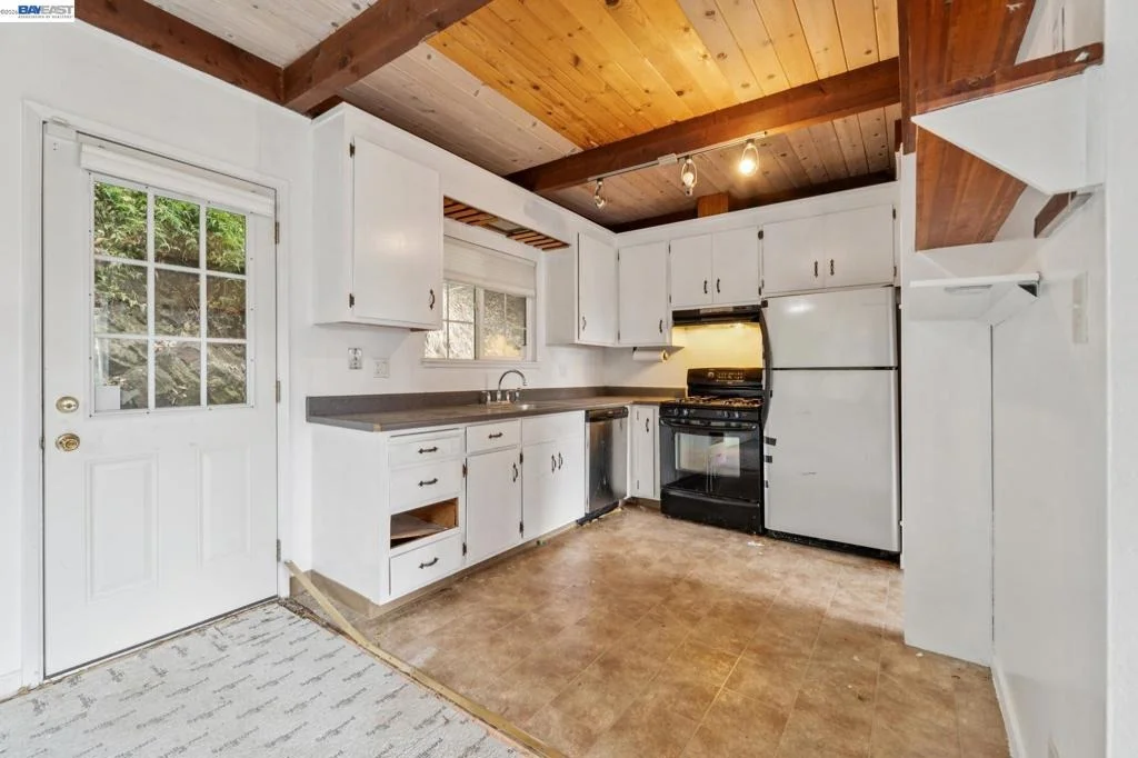 Photo of 6151 Valley View Rd