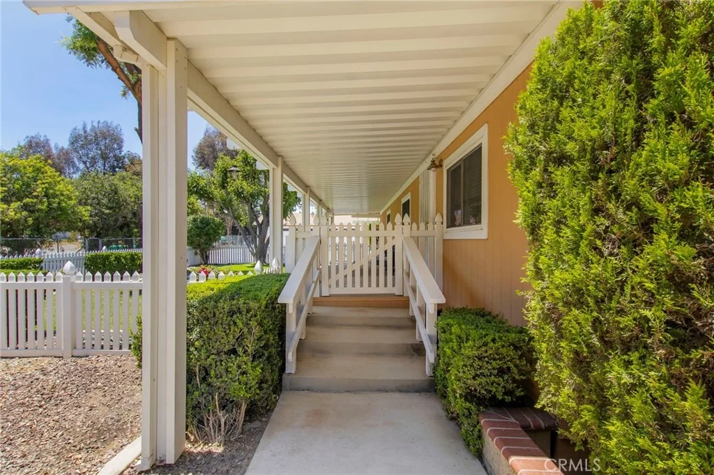 Photo of 31095 Saddleback Lane