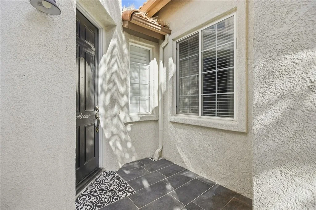 Photo of 740 Bahama