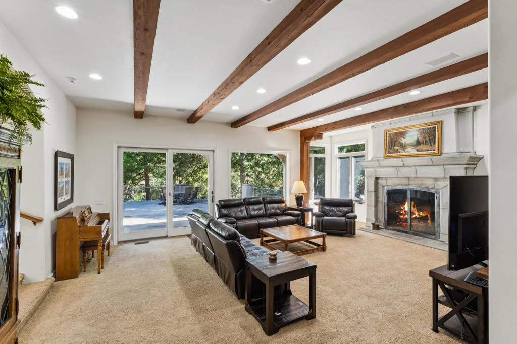Photo of 391 Cedar Ridge Drive