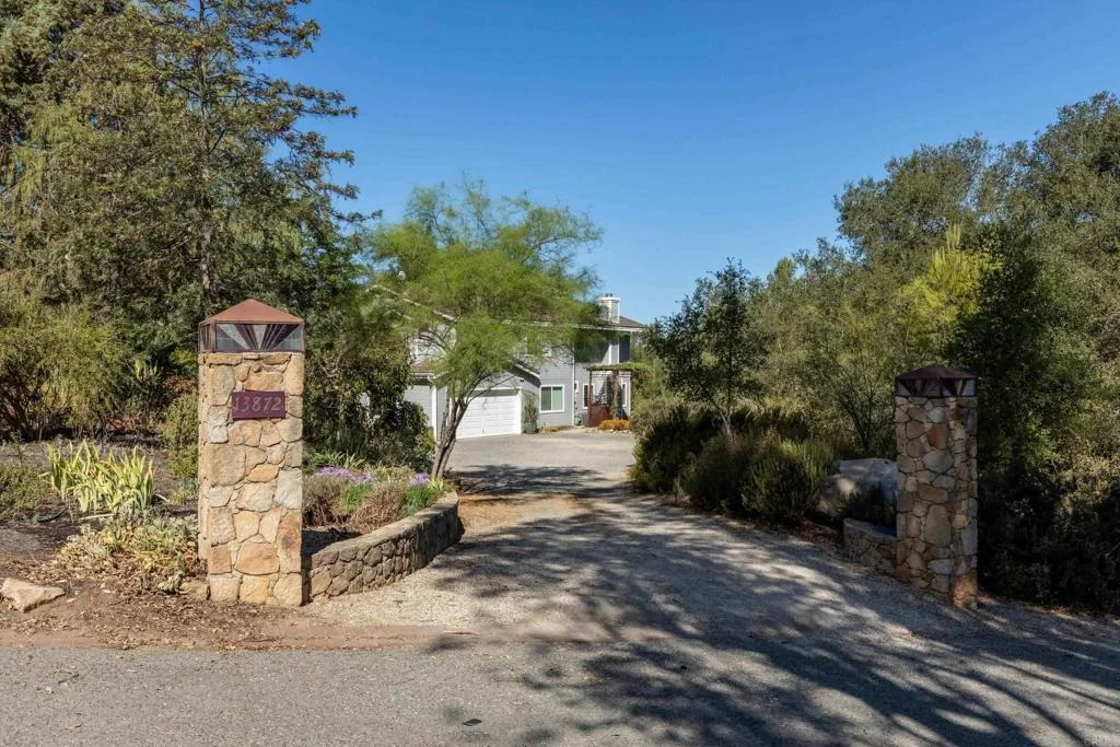 Photo of 13872 Misty Oak Road